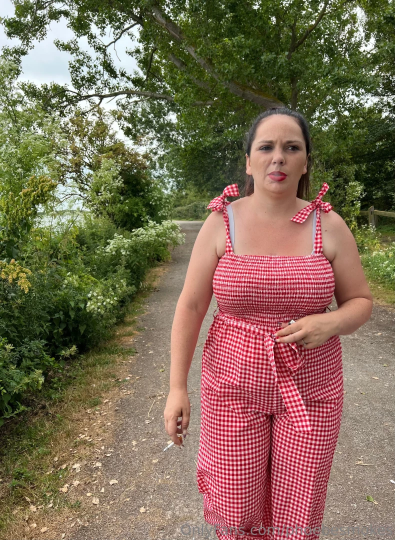 phoebesmokes Onlyfans leaked photo 18457910 on Hotleaks.tv