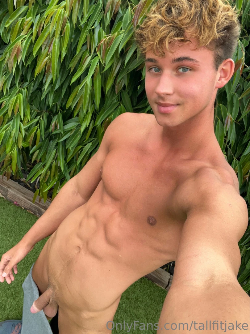 tallfitjake Onlyfans leaked photo 18449402 on Hotleaks.tv
