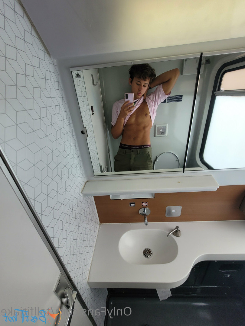 tallfitjake Onlyfans leaked photo 18458074 on Hotleaks.tv