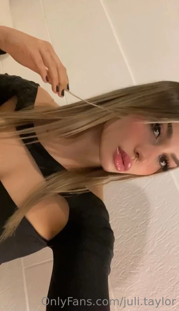 juli.taylor [ juli-taylor ] Onlyfans leaked photo 18453807 on Hotleaks.tv