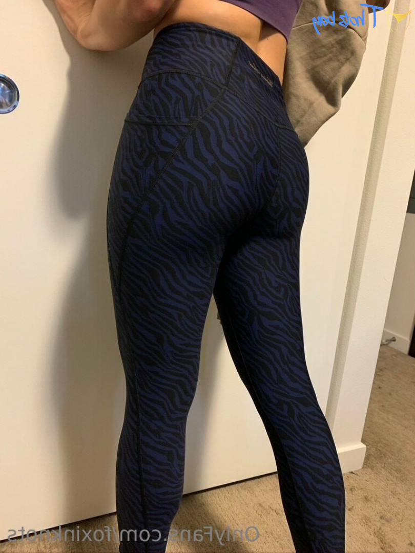 caprice_de_lune [ caprice-de-lune ] Onlyfans leaked photo 18461848 on Hotleaks.tv
