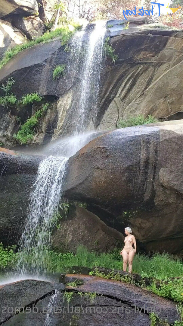 athena.demos [ athena-demos ] Onlyfans leaked photo 18453728 on Hotleaks.tv