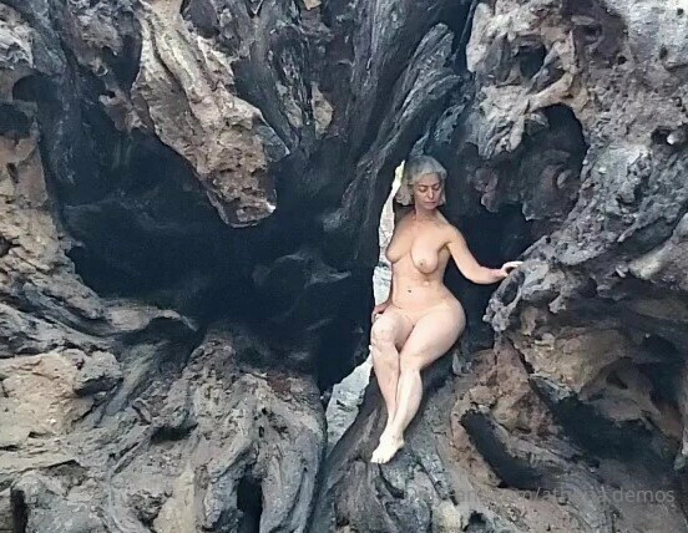 athena.demos [ athena-demos ] Onlyfans leaked photo 18454067 on Hotleaks.tv