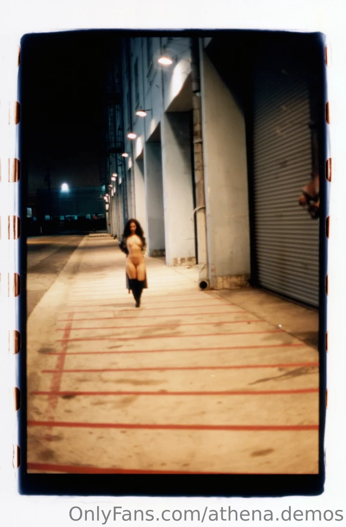 athena.demos [ athena-demos ] Onlyfans leaked photo 18455821 on Hotleaks.tv