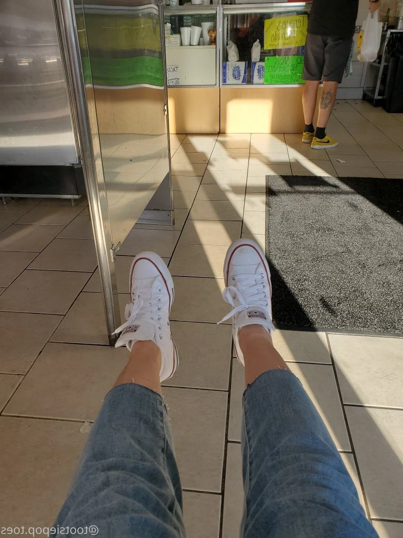  [ tootsiepoptoes ] Onlyfans leaked photo 4627516 on Hotleaks.tv