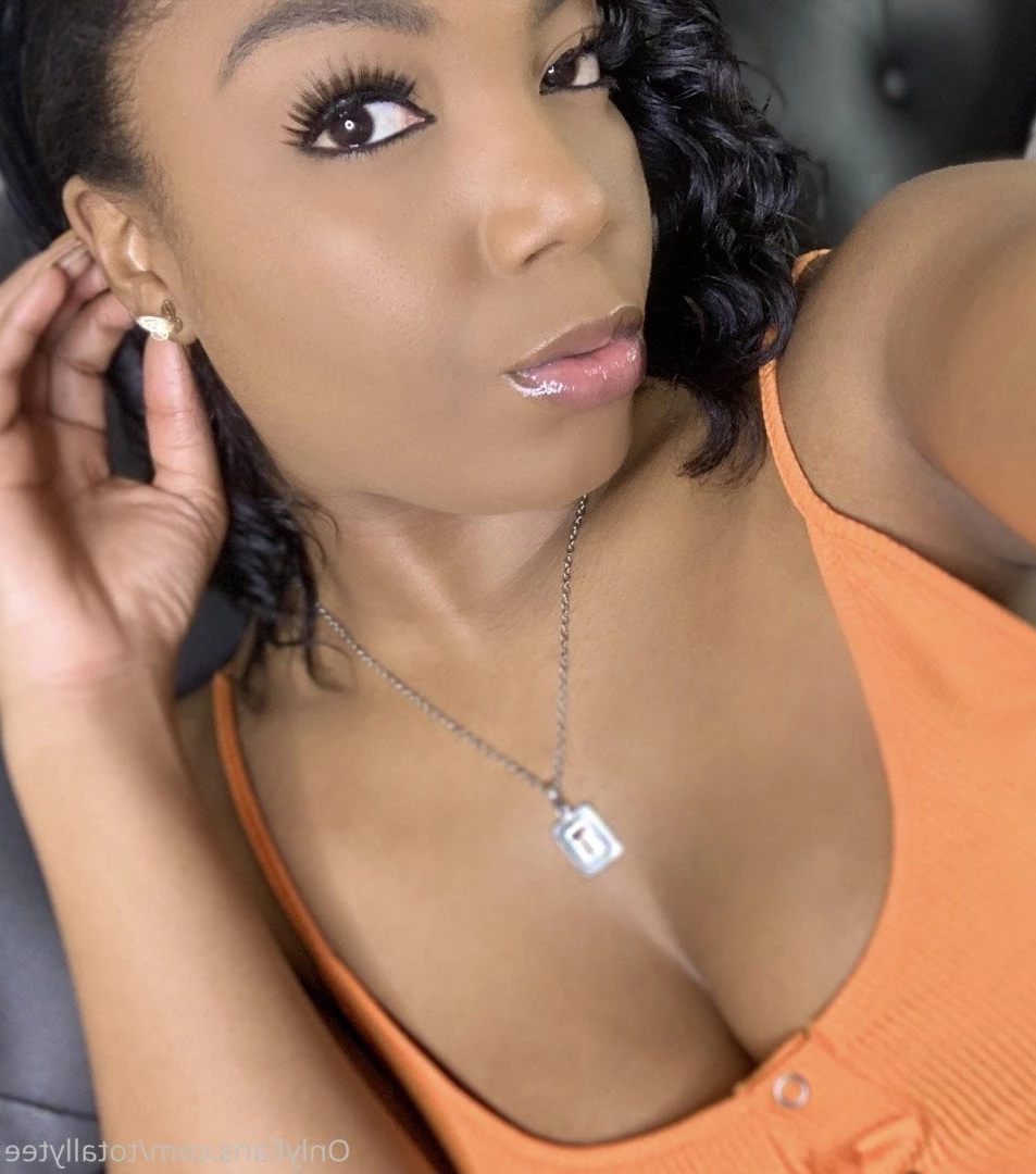 Tee [ totallytee ] Onlyfans leaked photo 1193334 on Hotleaks.tv