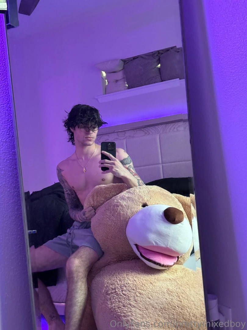 prettymixedboy Onlyfans leaked photo 18456747 on Hotleaks.tv