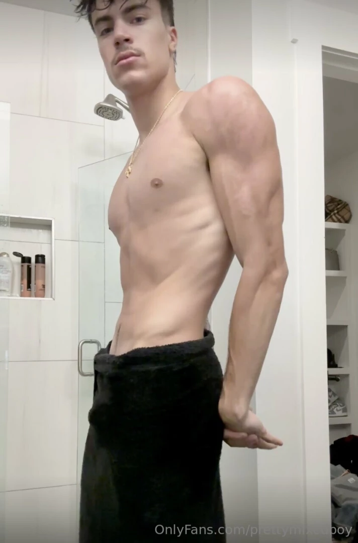 prettymixedboy Onlyfans leaked photo 18456971 on Hotleaks.tv