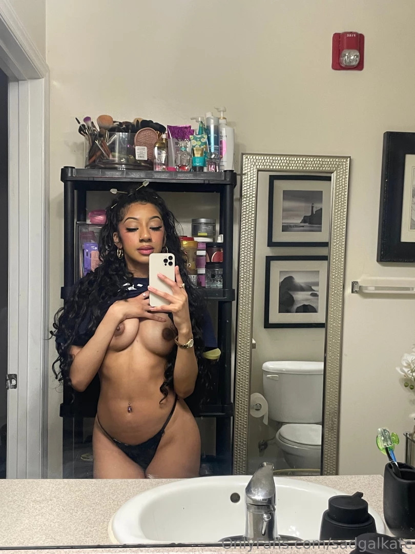 sadgalkate Onlyfans leaked photo 18459570 on Hotleaks.tv