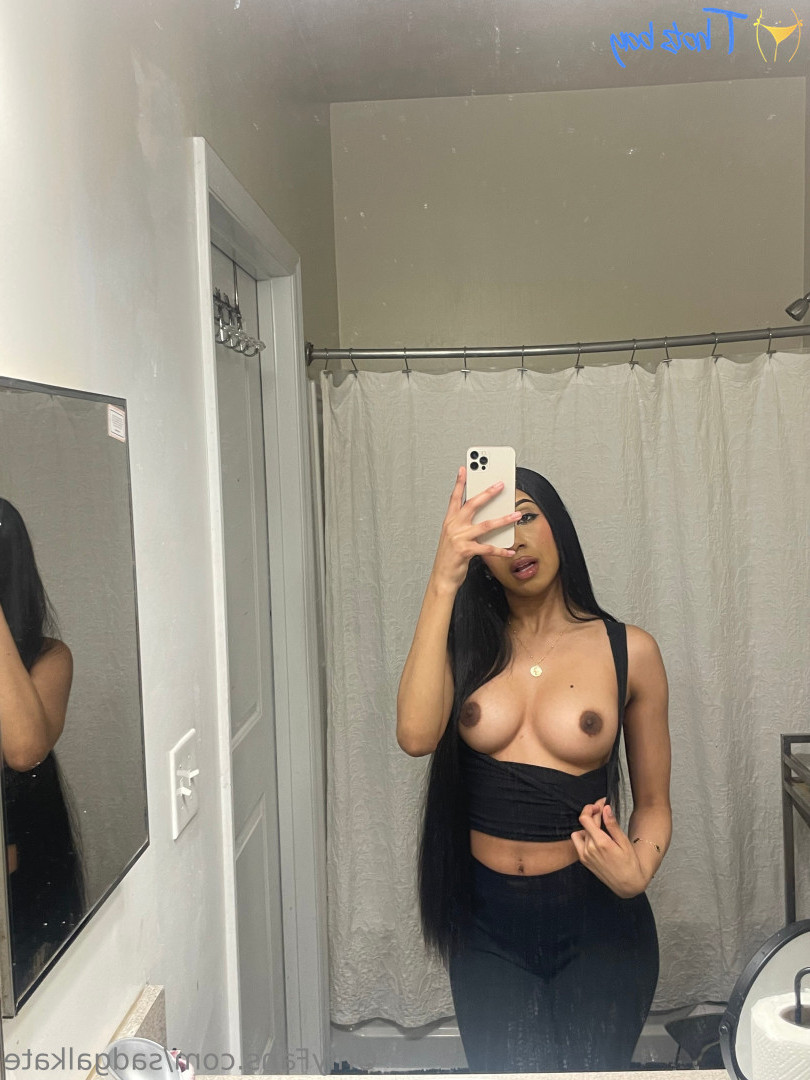 sadgalkate Onlyfans leaked photo 18459823 on Hotleaks.tv
