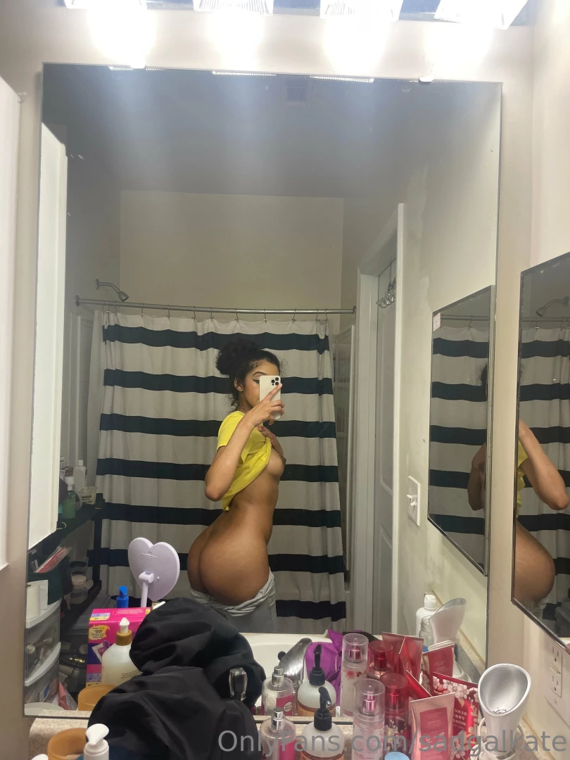 sadgalkate Onlyfans leaked photo 18464396 on Hotleaks.tv