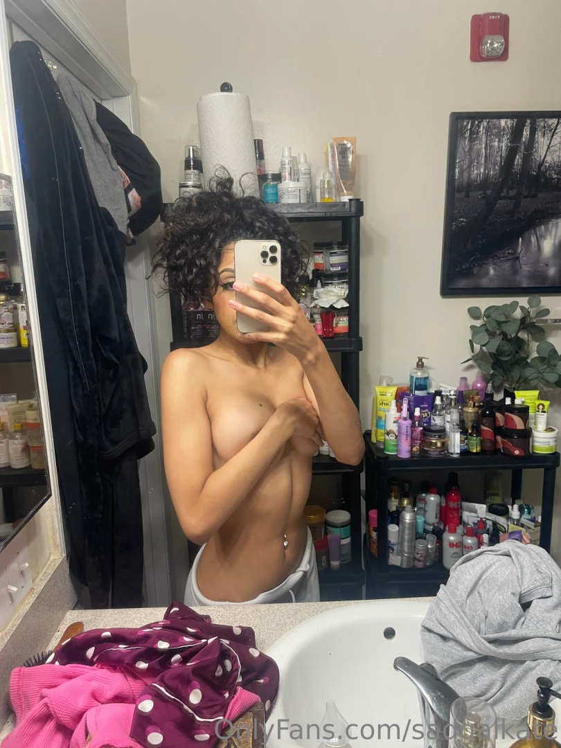 sadgalkate Onlyfans leaked photo 18465517 on Hotleaks.tv