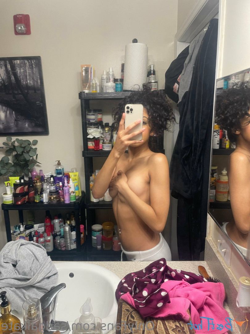 sadgalkate Onlyfans leaked photo 18465519 on Hotleaks.tv