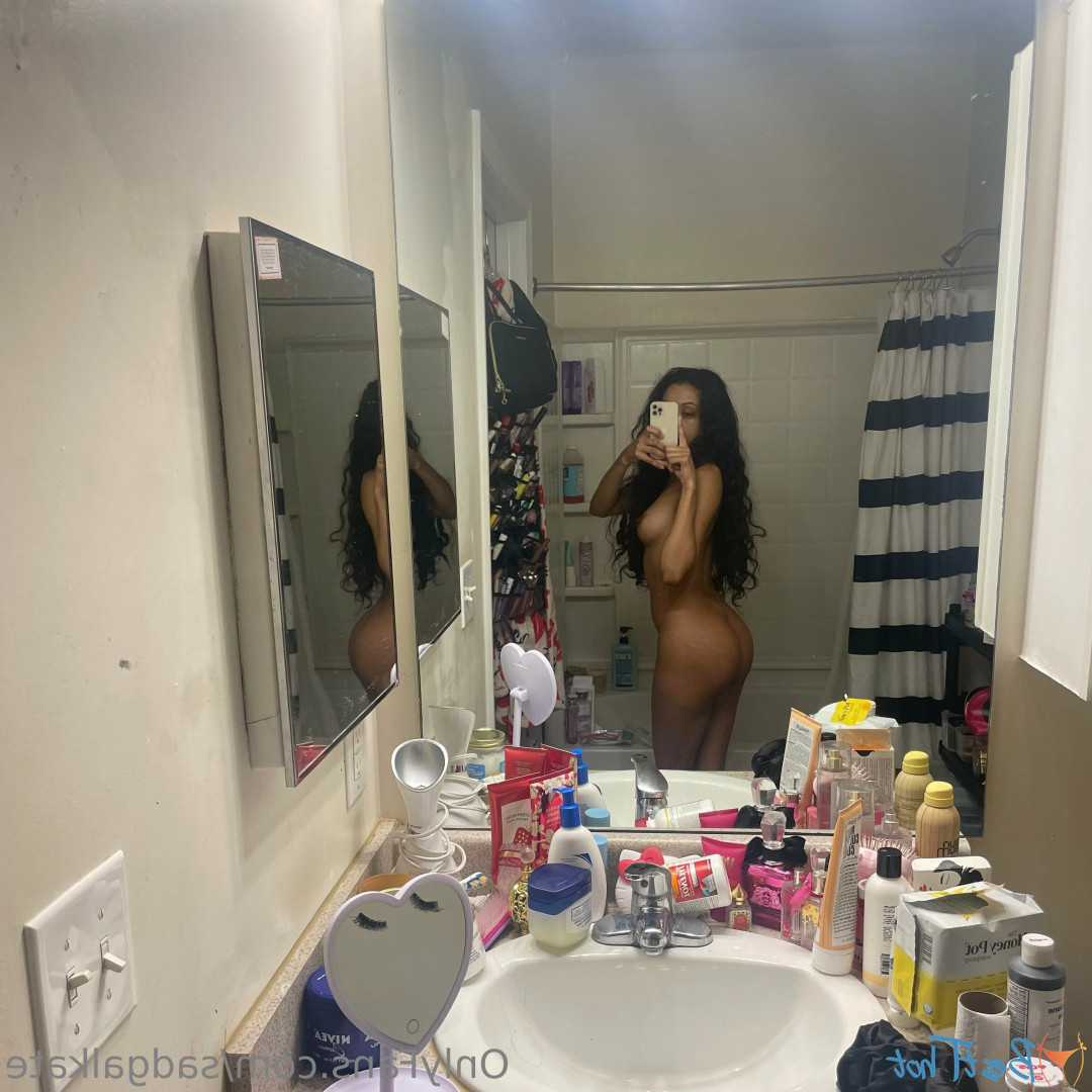sadgalkate Onlyfans leaked photo 18465829 on Hotleaks.tv