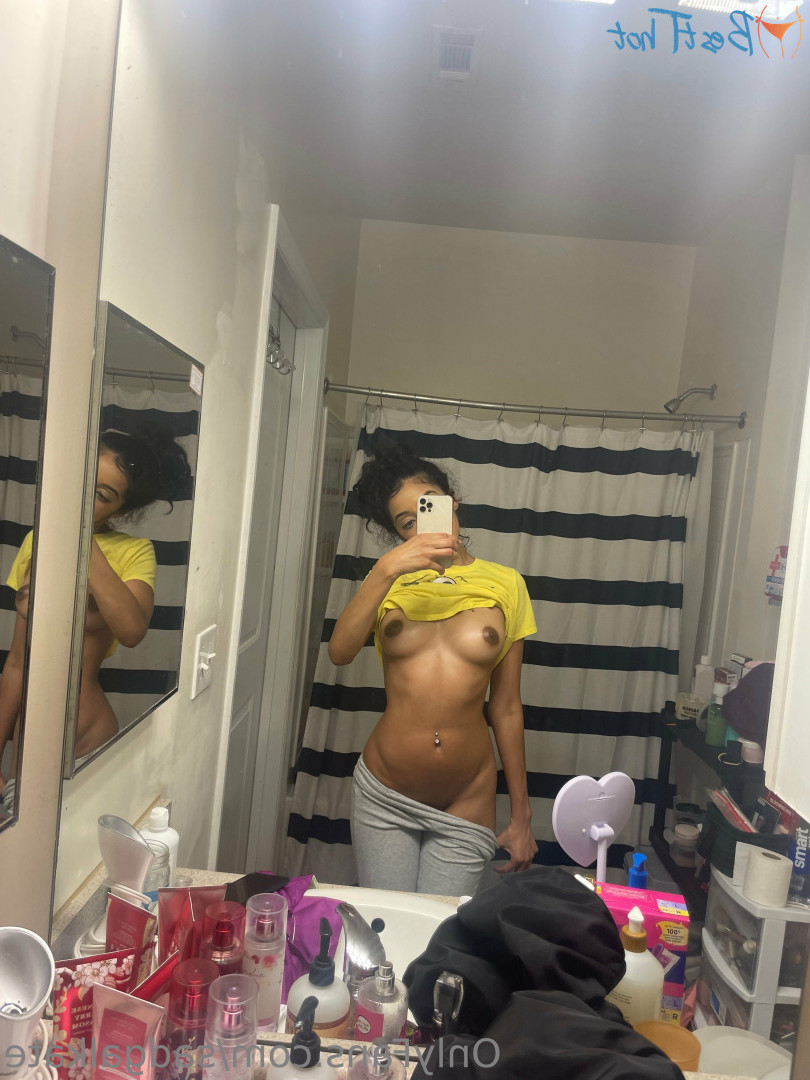 sadgalkate Onlyfans leaked photo 18471784 on Hotleaks.tv