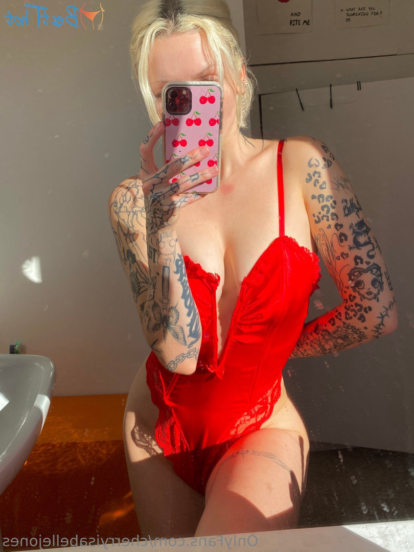 cherryisabellejones Onlyfans leaked photo 18461199 on Hotleaks.tv