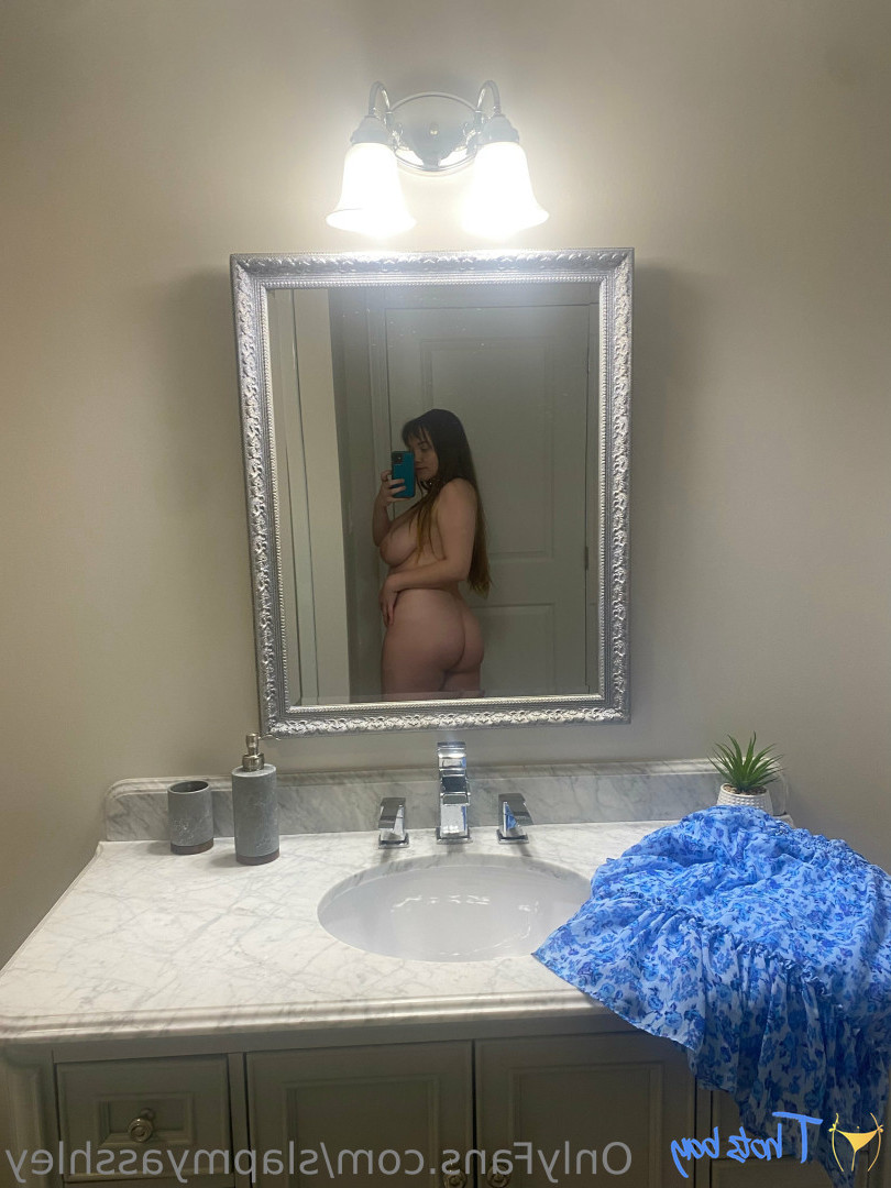 slapmyasshley Onlyfans leaked photo 18462023 on Hotleaks.tv