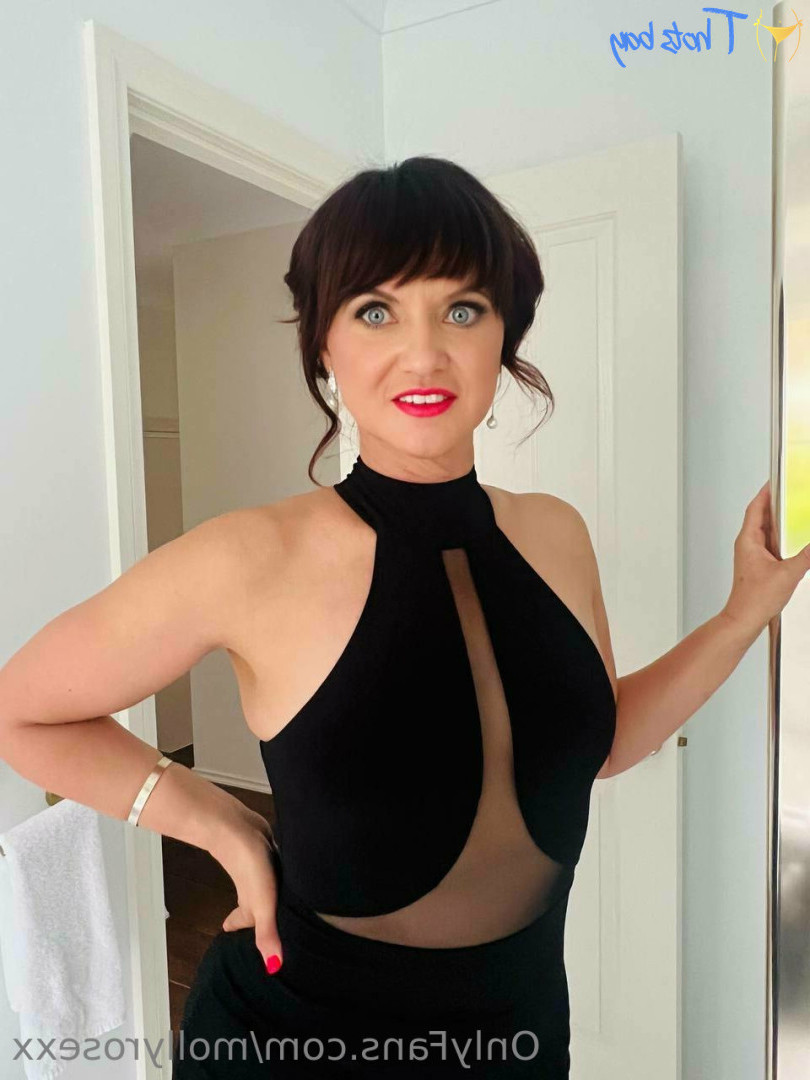 mollyrosexx Onlyfans leaked photo 18465743 on Hotleaks.tv