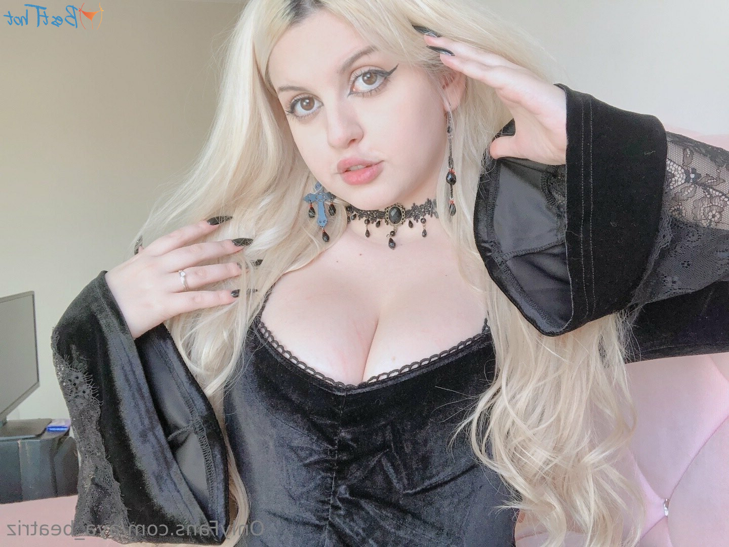 aya_beatriz [ aya-beatriz ] Onlyfans leaked photo 18471629 on Hotleaks.tv