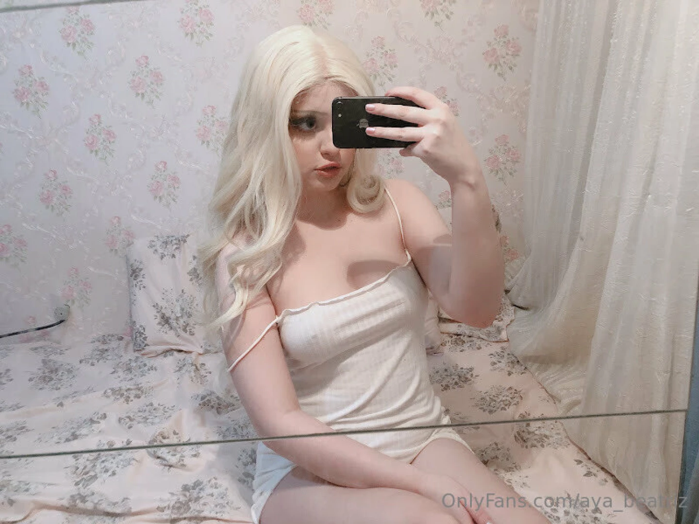 aya_beatriz [ aya-beatriz ] Onlyfans leaked photo 18473102 on Hotleaks.tv