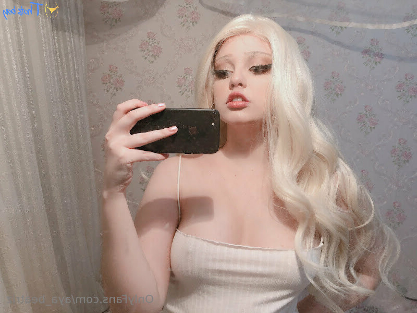 aya_beatriz [ aya-beatriz ] Onlyfans leaked photo 18473108 on Hotleaks.tv