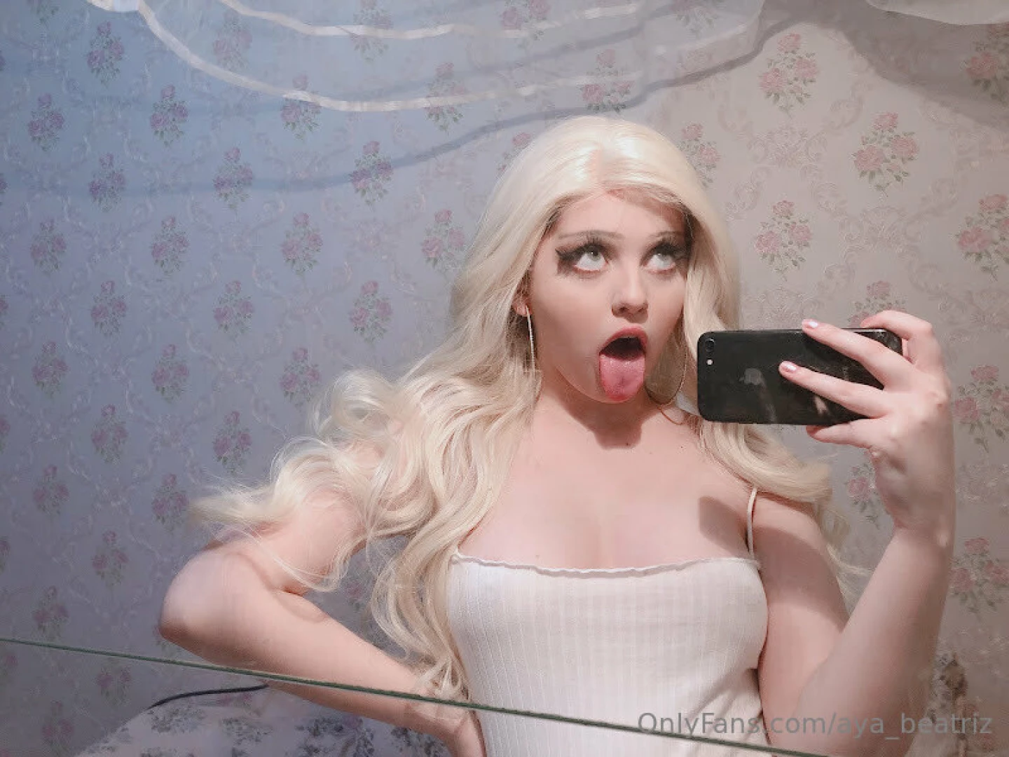 aya_beatriz [ aya-beatriz ] Onlyfans leaked photo 18473110 on Hotleaks.tv