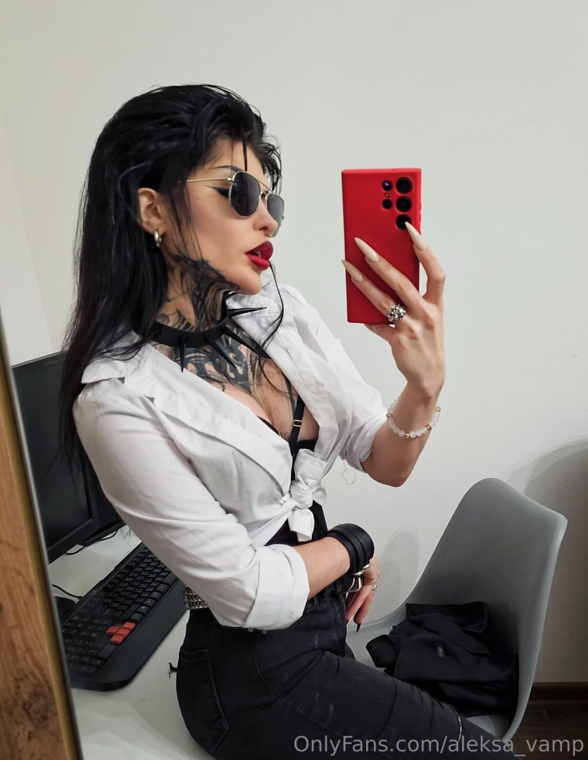 aleksa_vamp [ aleksa-vamp ] Onlyfans leaked photo 18472416 on Hotleaks.tv