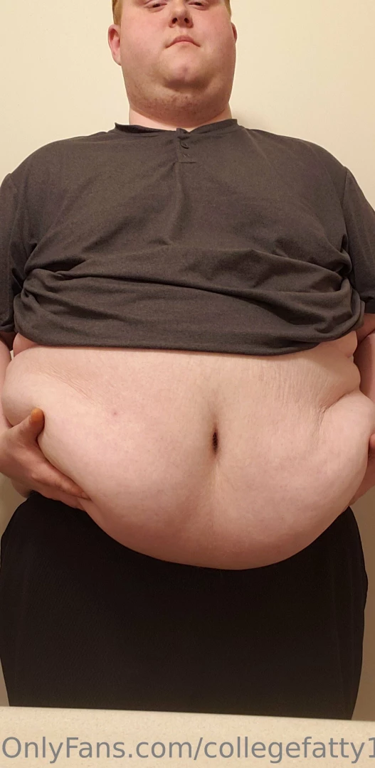 collegefatty10 Onlyfans leaked photo 18470866 on Hotleaks.tv