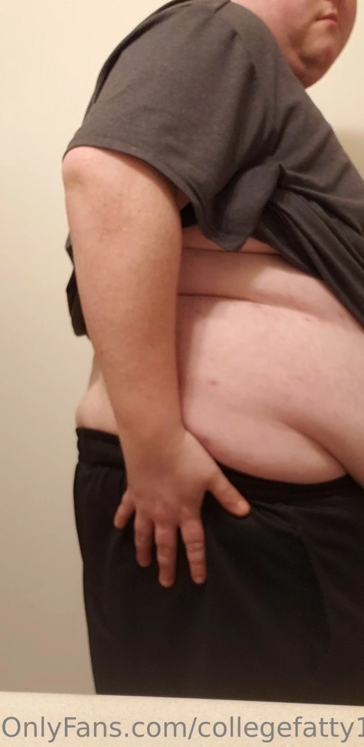 collegefatty10 Onlyfans leaked photo 18470867 on Hotleaks.tv