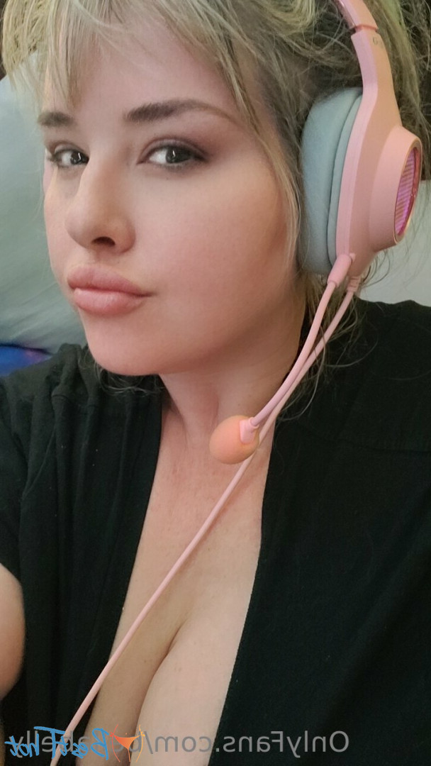 bellabelly Onlyfans leaked photo 18471214 on Hotleaks.tv