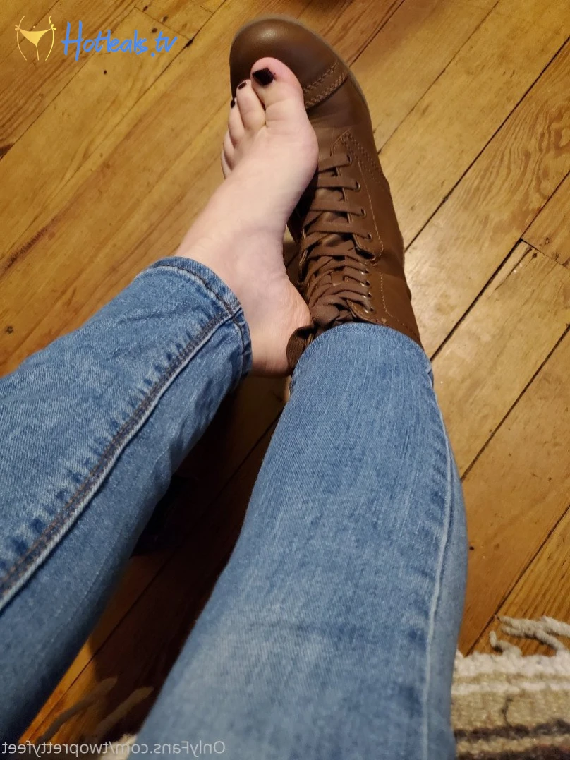 2PrettyFeet [ twoprettyfeet ] Onlyfans leaked photo 1195843 on Hotleaks.tv