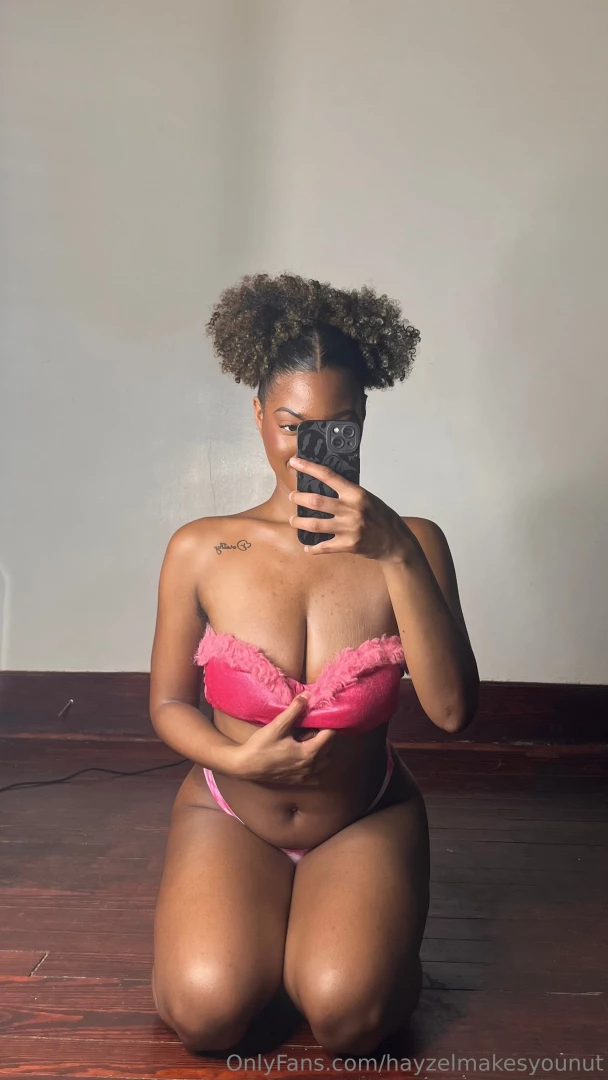hayzelmakesyounut Onlyfans leaked photo 18472856 on Hotleaks.tv