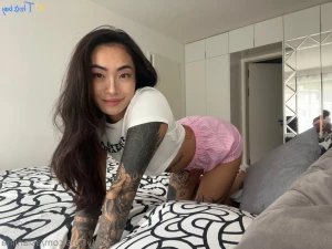 18551028
