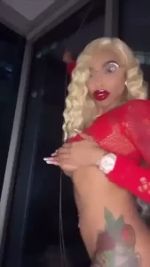 18474922