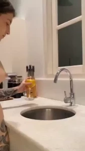 18480672