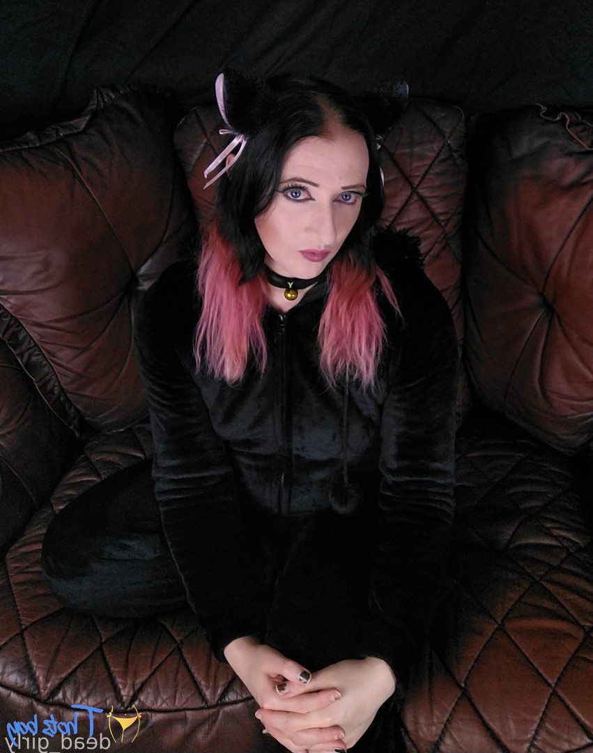 dead_girly [ dead-girly ] Onlyfans leaked photo 18532653 on Hotleaks.tv