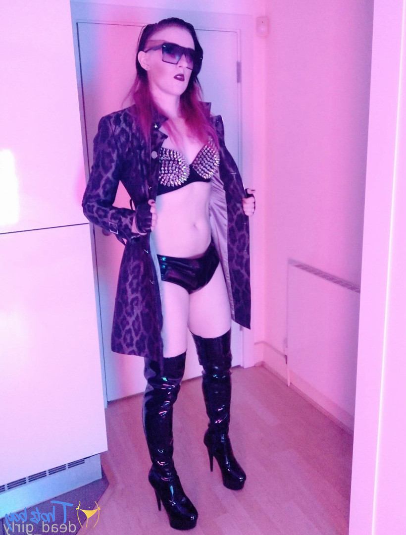 dead_girly [ dead-girly ] Onlyfans leaked photo 18533733 on Hotleaks.tv