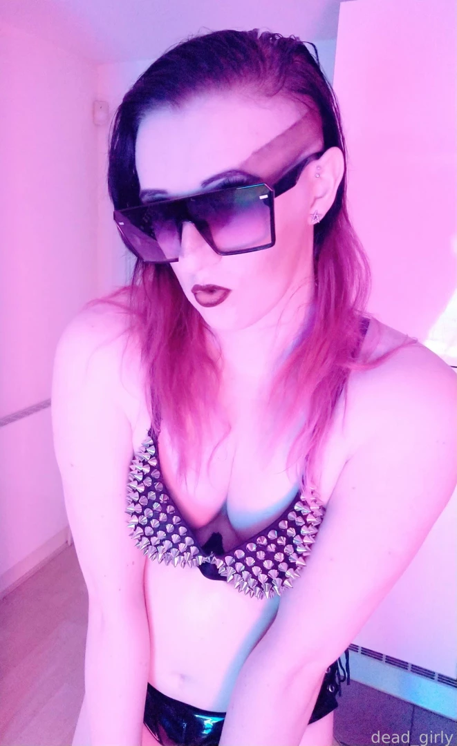 dead_girly [ dead-girly ] Onlyfans leaked photo 18533740 on Hotleaks.tv