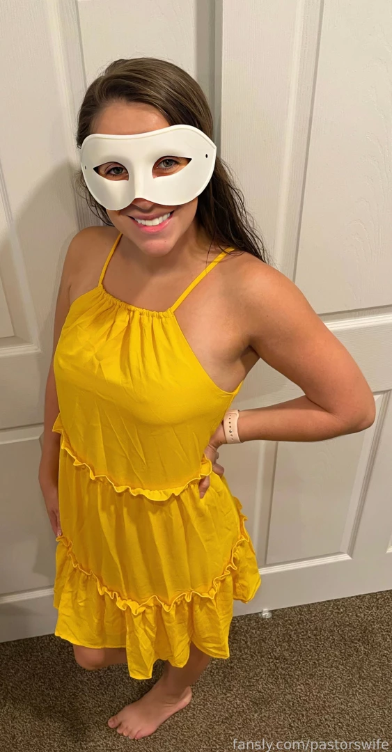 pastorswife Onlyfans leaked photo 18528172 on Hotleaks.tv