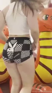18535389