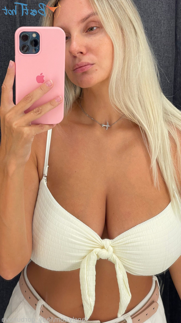 lady_gorbunova [ lady-gorbunova ] Onlyfans leaked photo 18538244 on Hotleaks.tv