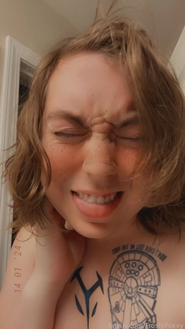 frostyfoxxy Onlyfans leaked photo 18538977 on Hotleaks.tv