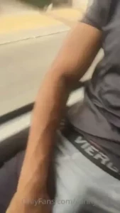 18576382