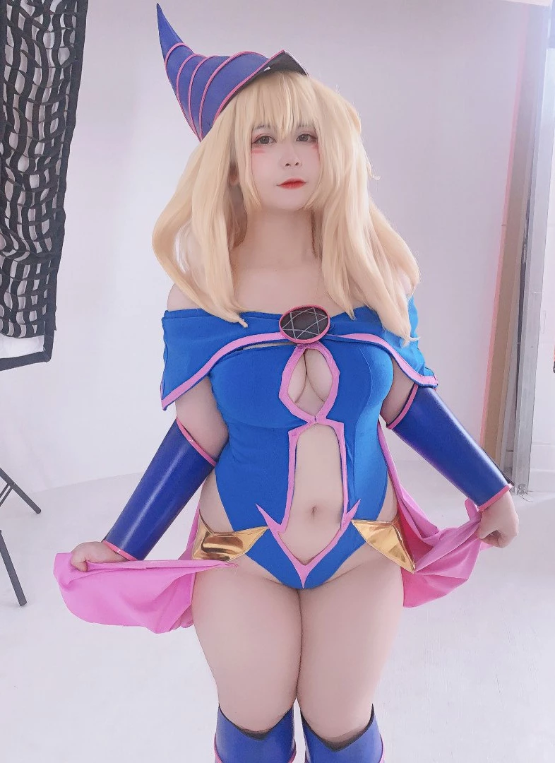 Uy Uy - Extra Thicc Princess - NO NUDE [ uyuy2907 ] Onlyfans leaked photo 1204693 on Hotleaks.tv