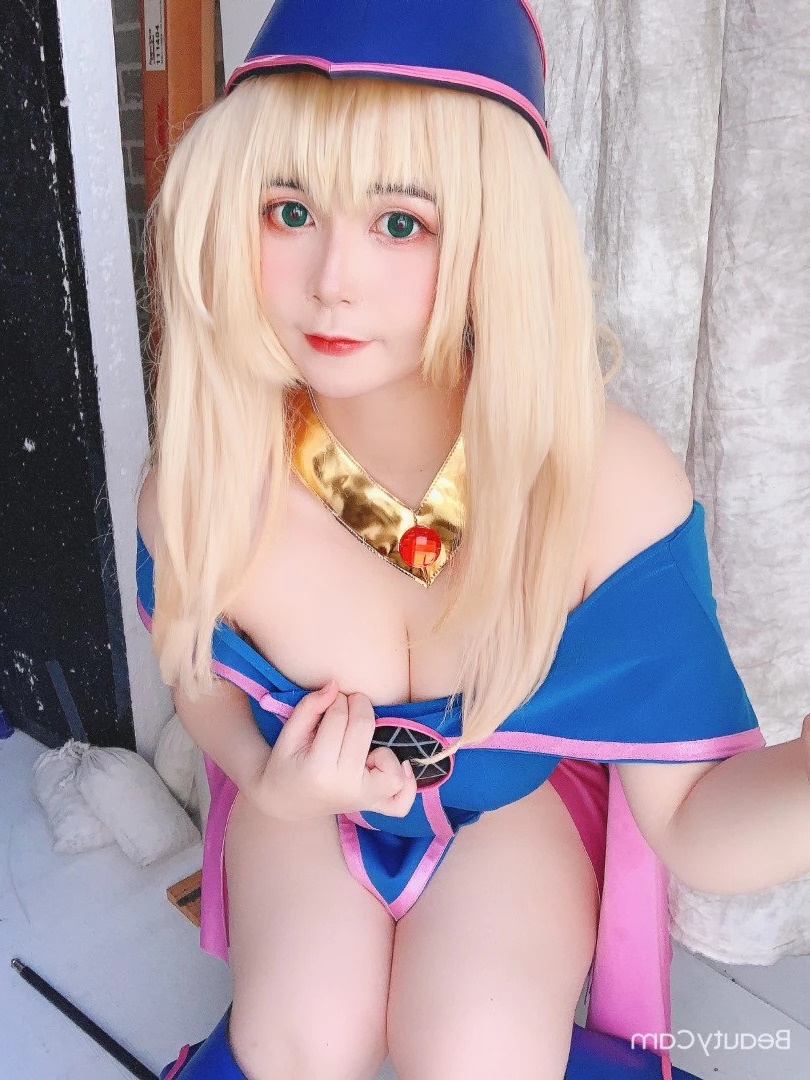 Uy Uy - Extra Thicc Princess - NO NUDE [ uyuy2907 ] Onlyfans leaked photo 1204694 on Hotleaks.tv