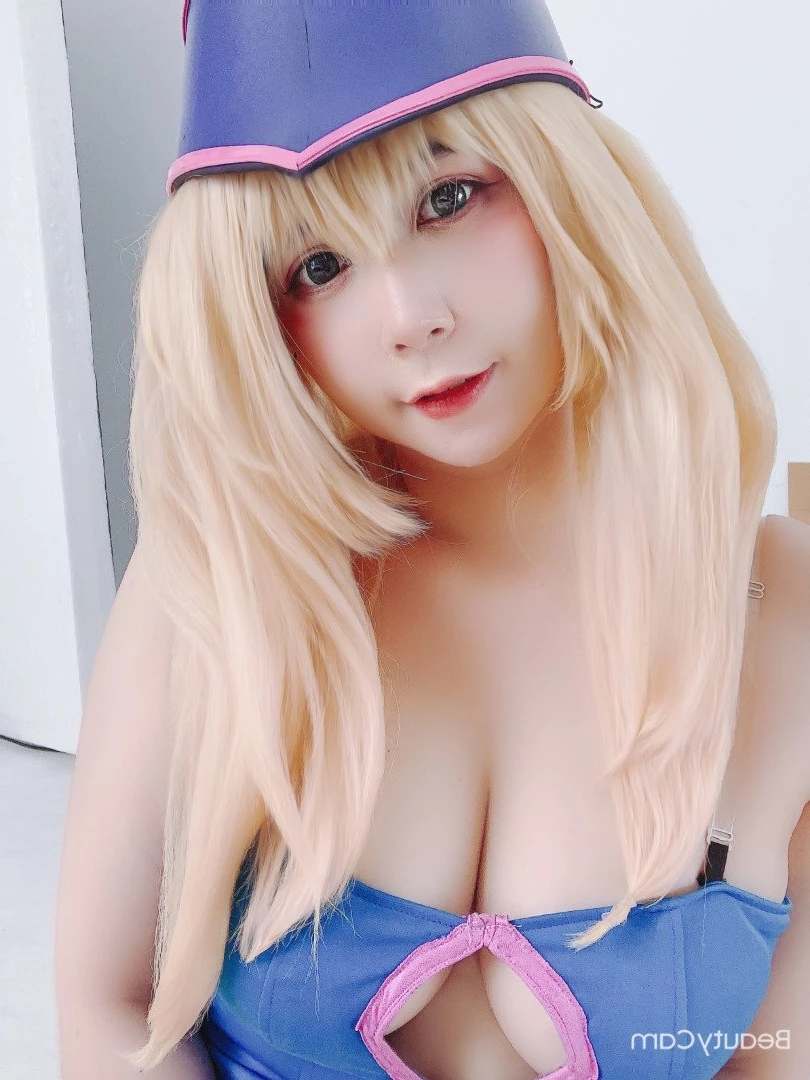 Uy Uy - Extra Thicc Princess - NO NUDE [ uyuy2907 ] Onlyfans leaked photo 1204707 on Hotleaks.tv