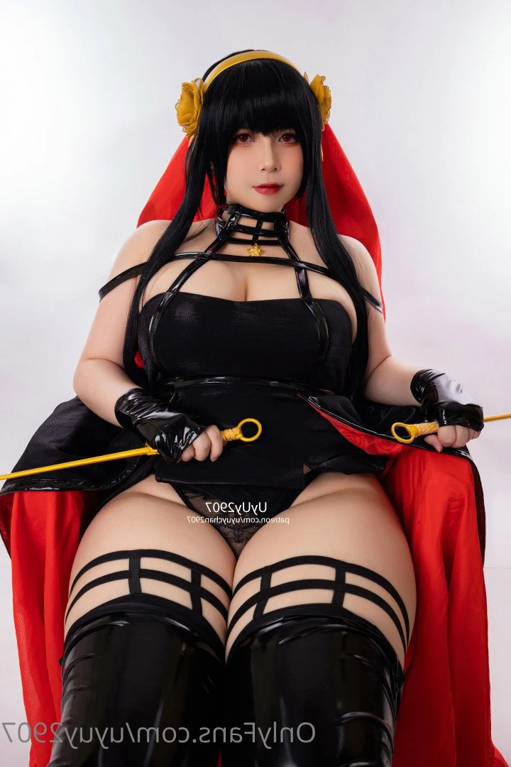 Uy Uy - Extra Thicc Princess - NO NUDE [ uyuy2907 ] Onlyfans leaked photo 4161750 on Hotleaks.tv