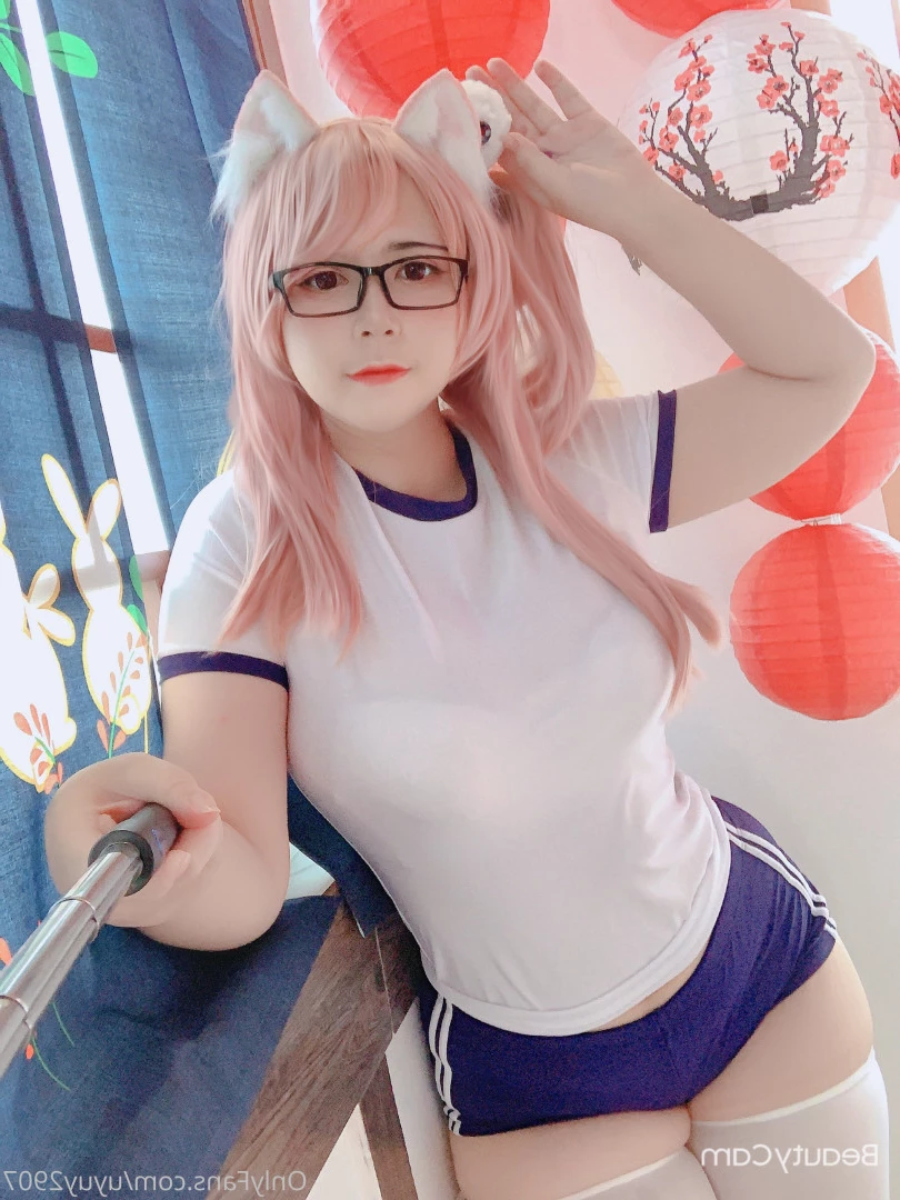 Uy Uy - Extra Thicc Princess - NO NUDE [ uyuy2907 ] Onlyfans leaked photo 6441452 on Hotleaks.tv
