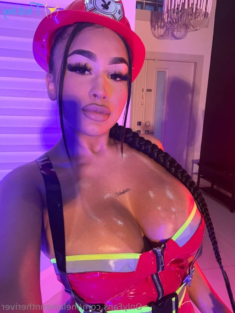 melanieontheriver Onlyfans leaked photo 18541113 on Hotleaks.tv