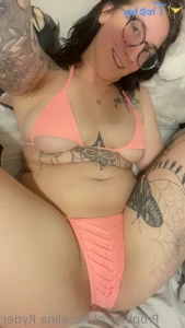 18576843